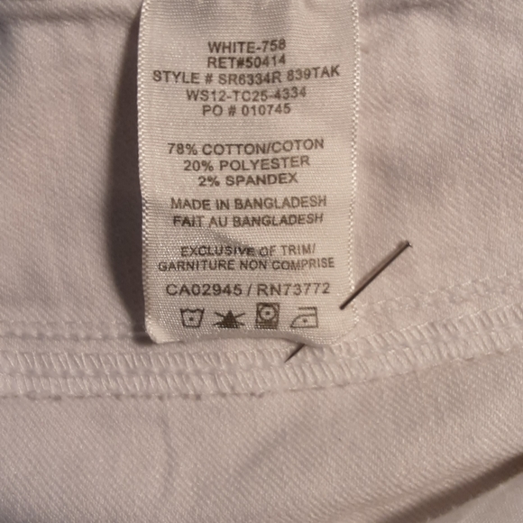 White denim capris - Picture 7 of 9